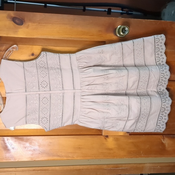 LOVEMARKS* sleeveless round neck gathered waist zip back cut out detail dress - Picture 7 of 15